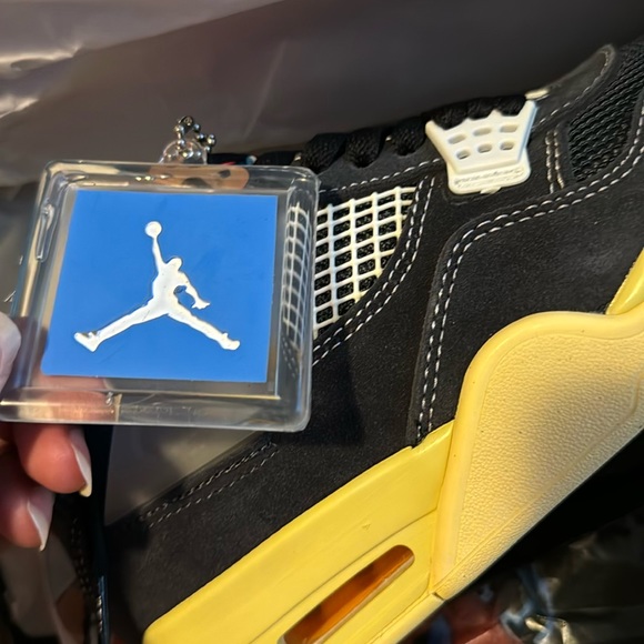 jordan 4 off noir